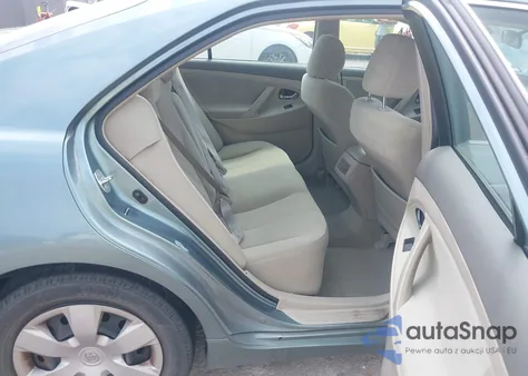 2009 Toyota Camry Le z USA, uszkodzony, nr VIN 4T1BE46K99U859227